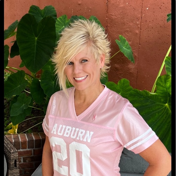 Profile Picture of Jodi Hopper (@jodihopper497) on Poshmark