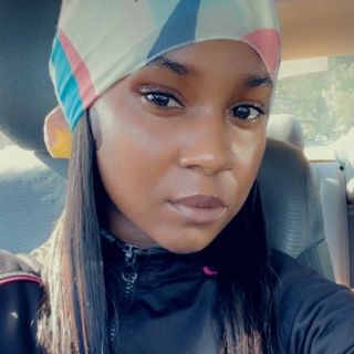 Profile Picture of Toya Bell (@bluerose_264) on Instagram