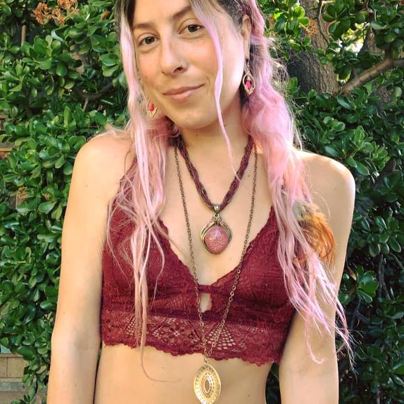 Profile Picture of Meagan Orsak (@meaganorsak) on Poshmark