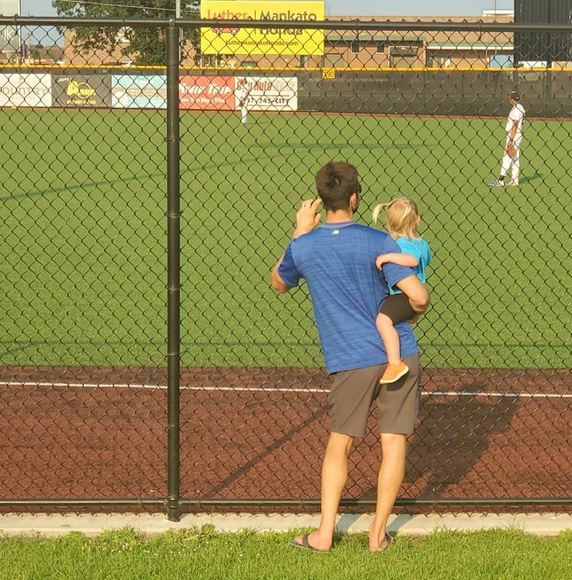 Profile Picture of Ben Mashak (@bmashak19) on Poshmark