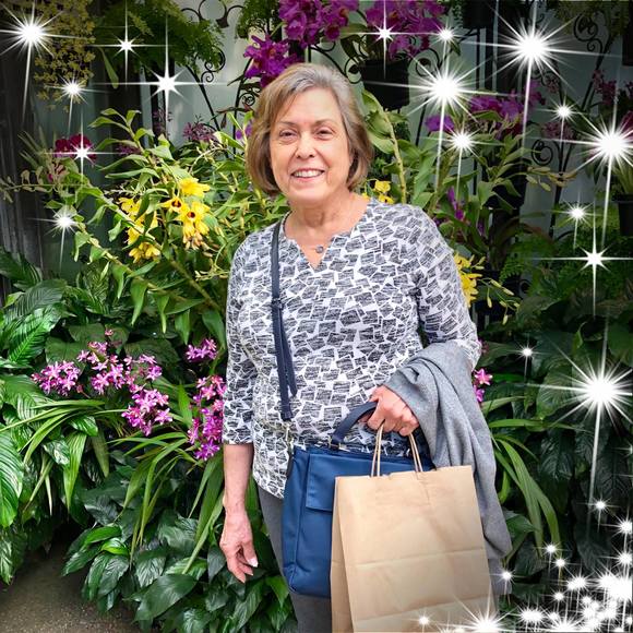 Profile Picture of Christine Firth (@christinefirth) on Poshmark