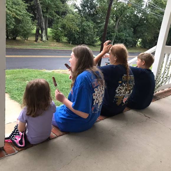 Profile Picture of Kathy Zwalinski (@kathyzwalinski) on Poshmark