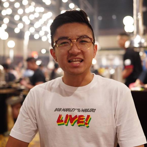 Profile Picture of Joshua Le (@uncojemima) on Poshmark