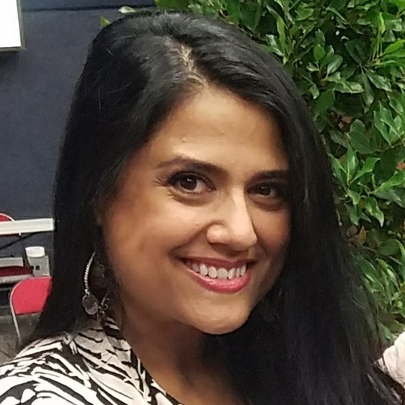 Profile Picture of Nina Berbari (@din0816vin0903) on Poshmark