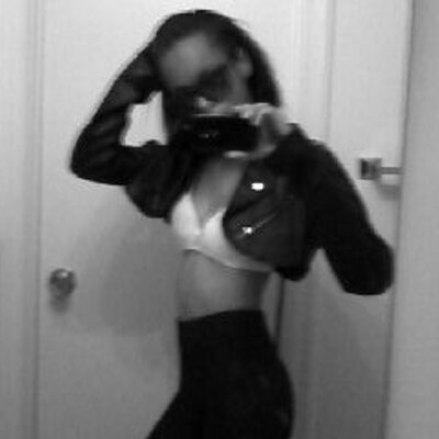 Profile Picture of Tamara Warren (@YESimbad_xoxo) on Twitter