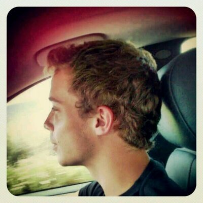 Profile Picture of Heinrich Schmidt (@HeinrichSchmid2) on Twitter