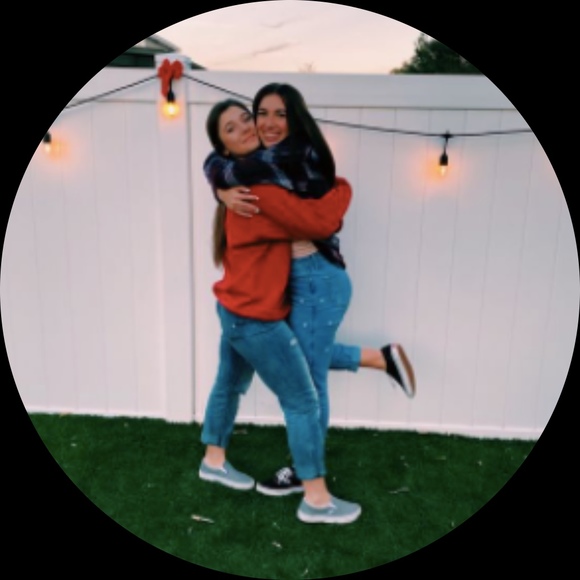 Karson Cuozzo - Poshmark Profile Picture of Karson Cuozzo (@karsoncuozzo) on Poshmark