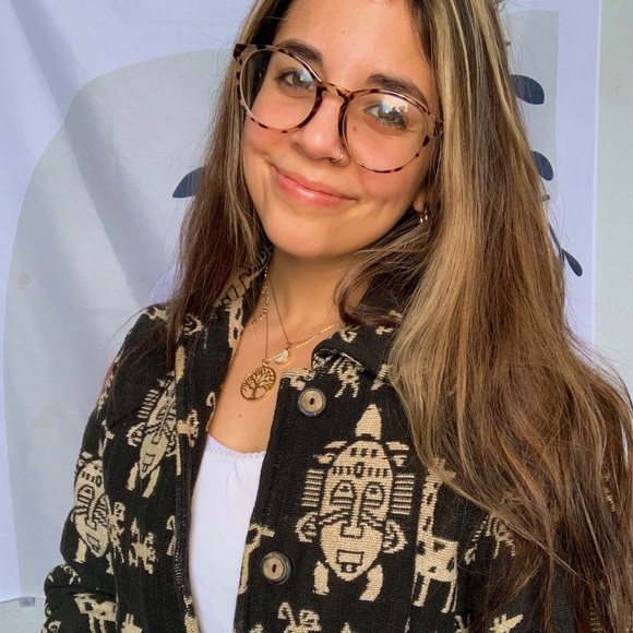 Profile Picture of Kelsey Rees (@reeskel14) on Poshmark