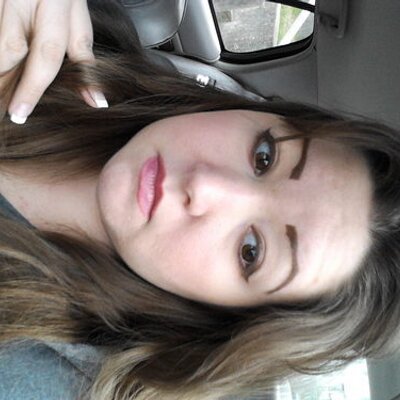 Profile Picture of Victoria Mason (@Vicky_Mason1013) on Twitter