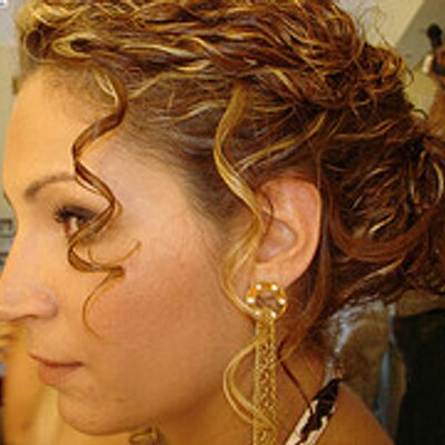 Profile Picture of Lori Mears (@magicalstar) on Twitter