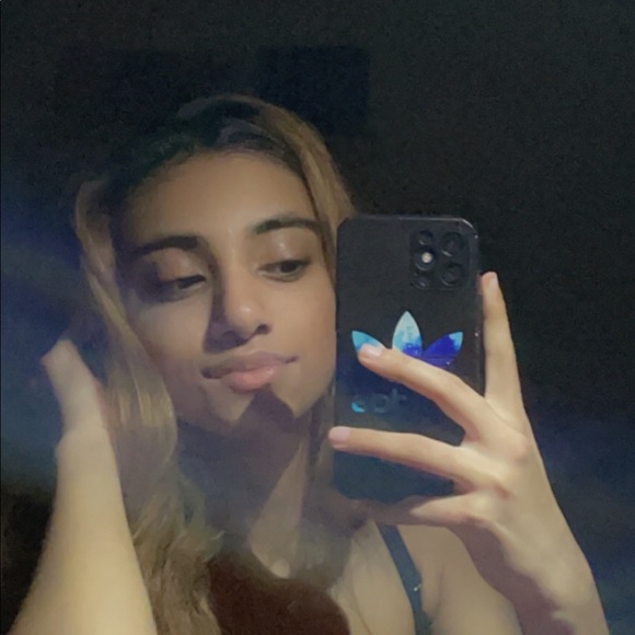 Profile Picture of Kamal Chahill (@kkchahill) on Poshmark