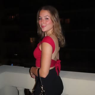 Profile Picture of ⭒ Carleigh Roberts ⭒ (@_carleighroberts) on Instagram