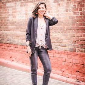 Profile Picture of Emily Vermillion, Christian Life Coach (@byemilyvermillion) on Pinterest