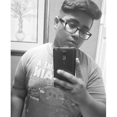 Profile Picture of Damian Barron Grande (@damiantoofab_) on Twitter