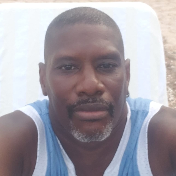 Profile Picture of Kevin Burroughs (@kev13923) on Poshmark