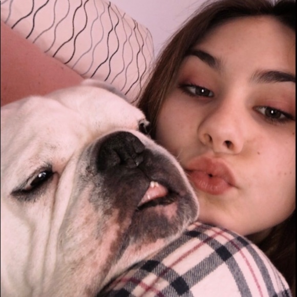 Profile Picture of Piper Piper (@fettucino777) on Poshmark