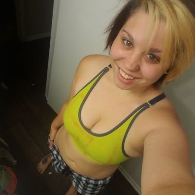 Profile Picture of Lynne Addison (@Lynne_Addison) on Twitter