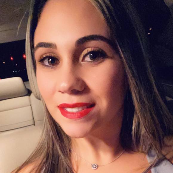 Profile Picture of Lisandra Alvarez (@lisandraalvarez) on Poshmark