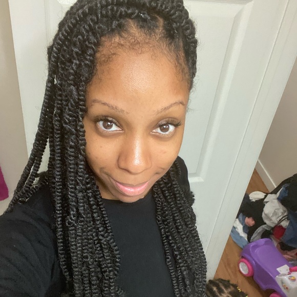 Profile Picture of Jasmine Johnson (@jazzyjaz_30) on Poshmark