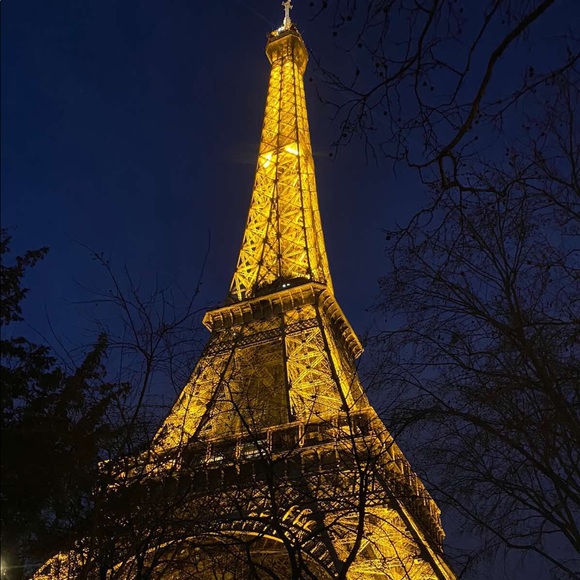 Profile Picture of Gintare Granickaite (@gintarele) on Poshmark