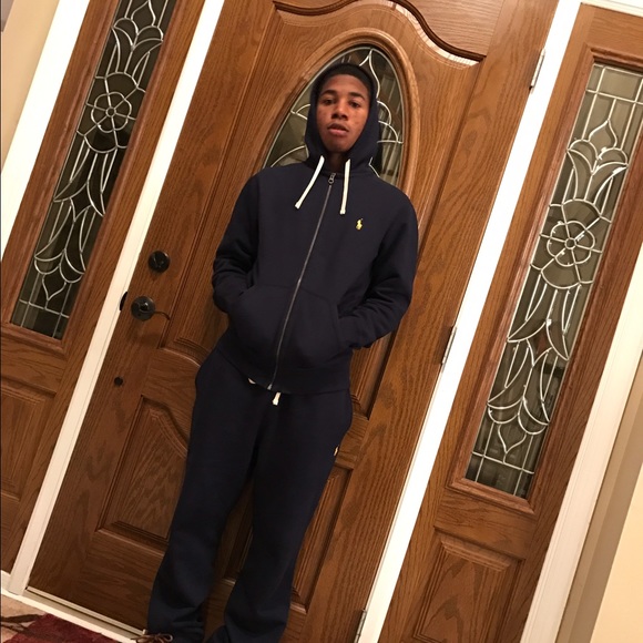 Profile Picture of Isaiah Dockett (@zek314) on Poshmark