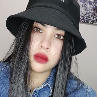 Profile Photo of Steff ♀ (@stefany_facchin) on Twitter