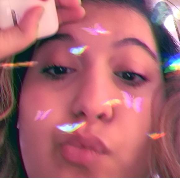 Profile Picture of Olivia Carricato (@oliviacarricato) on Poshmark