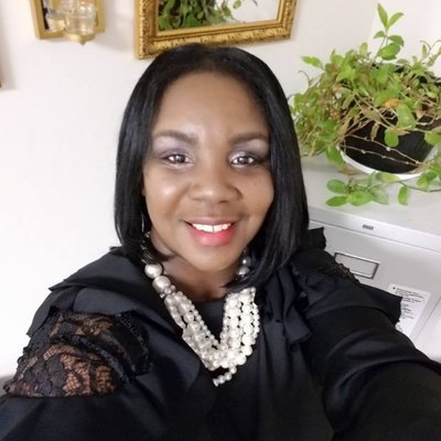 Profile Picture of Angela Lloyd-Tyler (@AngelaLTyler) on Twitter