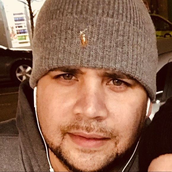 Profile Picture of Brendon Viruet (@bv516) on Poshmark
