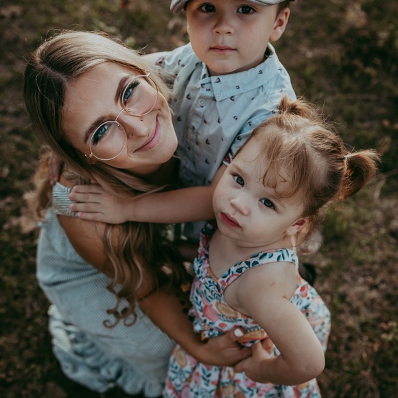 Profile Picture of Morranda Bellerose (@morrandasheen) on Poshmark