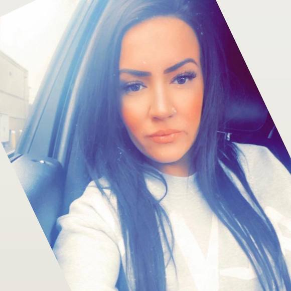 Profile Picture of Jagoda Tarczynska (@jagoda_91) on Poshmark