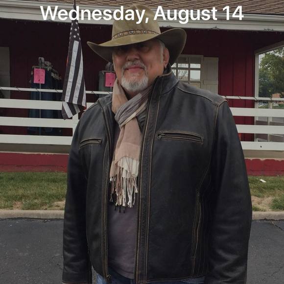 Profile Picture of Gregory Moreno (@gregorymoreno) on Poshmark