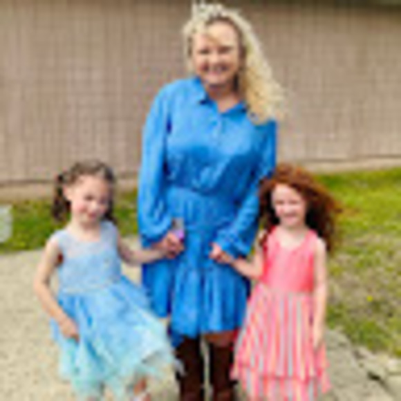 Profile Picture of Jordan Redd (@jordanredd102) on Poshmark