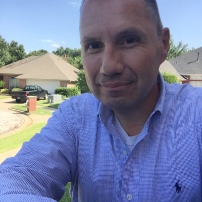 Profile Picture of Carlos A. Mendez (@calexmendez) on Twitter
