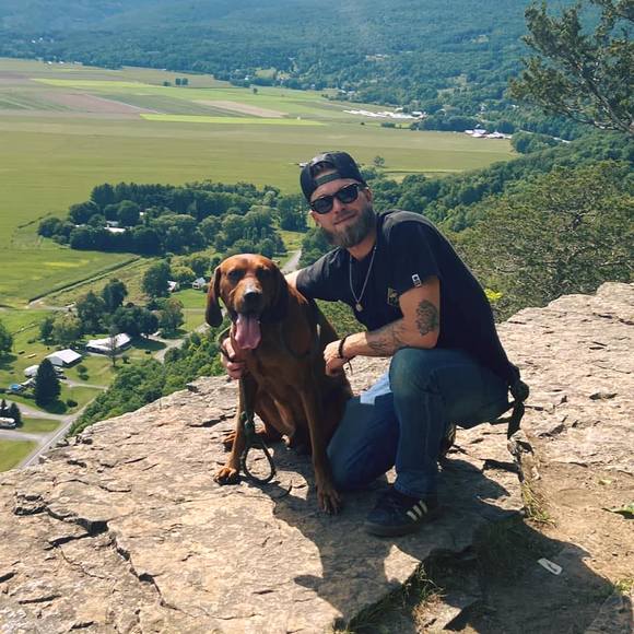 Profile Picture of Scott Leroy (@thegermanking85) on Poshmark