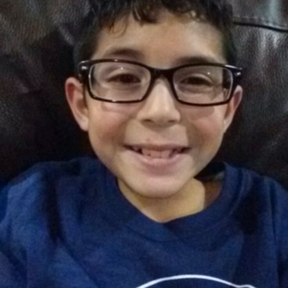 Profile Picture of Nicolas Rivas (@nicrivas286) on Poshmark