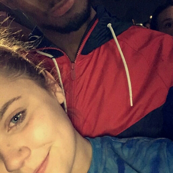 Profile Picture of Alyssa Mcgrath (@16axmcg) on Poshmark