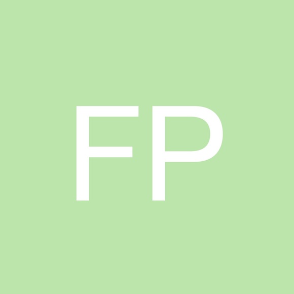 Profile Picture of Fiorella Puma (@fiorellampr) on Poshmark