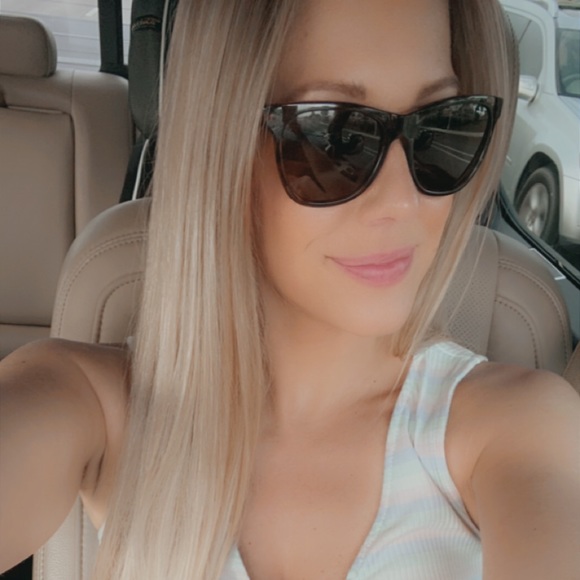 Profile Picture of Kelsi Rogers (@kemcmillen) on Poshmark