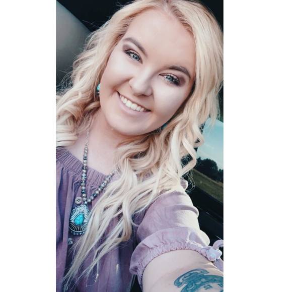 Profile Picture of Kaelin Williams (@kaelinwilliams) on Poshmark