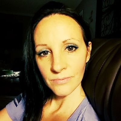 Profile Picture of Laura Cornell (@Laura7793) on Twitter