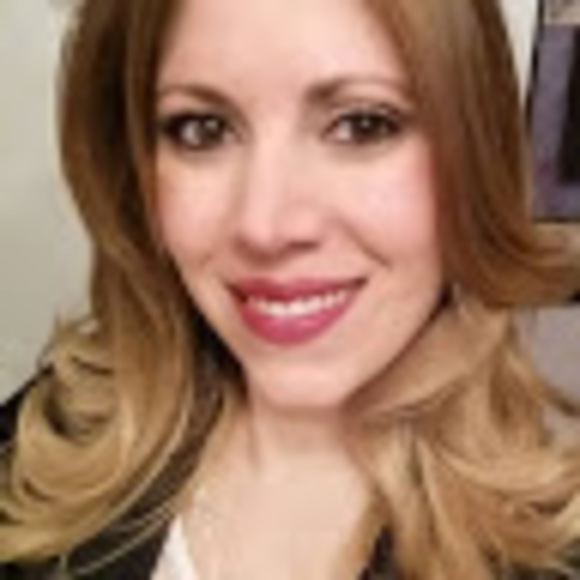 Sonya Quarve - Poshmark Profile Picture of Sonya Quarve (@smqclothes) on Poshmark