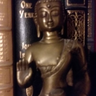 Profile Picture of Nicholas Krieger (@tanelorn17) on Twitter