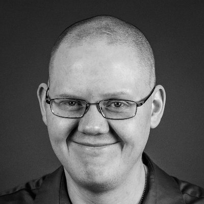 Profile Picture of Dan Falconer (@crazedbuzz) on Twitter
