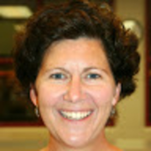 Profile Picture of Julie Keblinsky (@jkeblinsky) on Poshmark