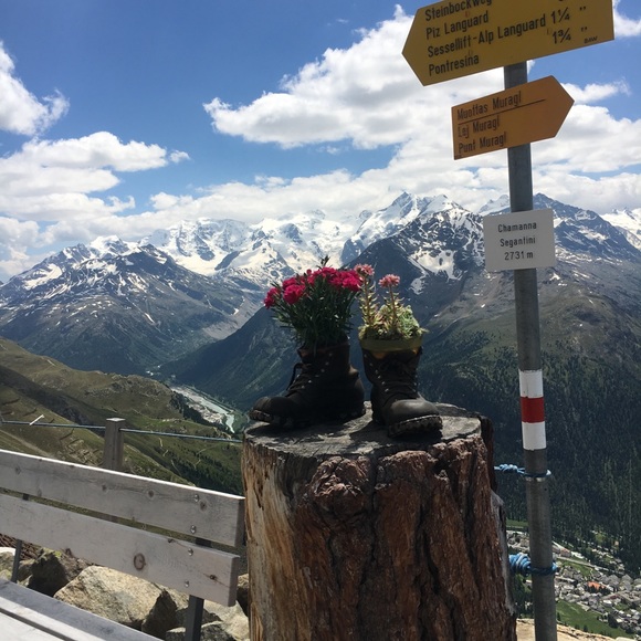 Profile Picture of Devyn Perong (@devynperong) on Poshmark