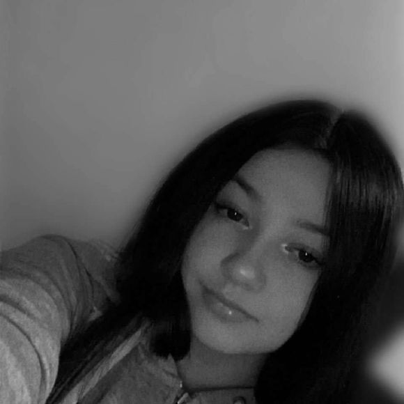 Profile Picture of Alexis Mcclintic (@alexismcc1223a) on Poshmark