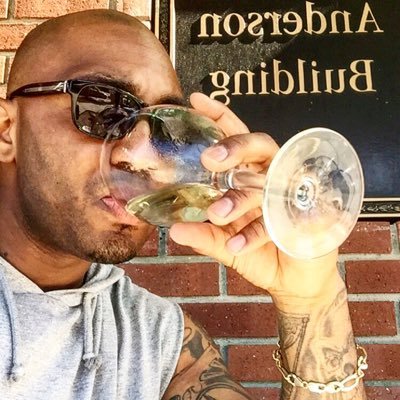 Profile Picture of Money Major (@MrRobertGrams) on Twitter