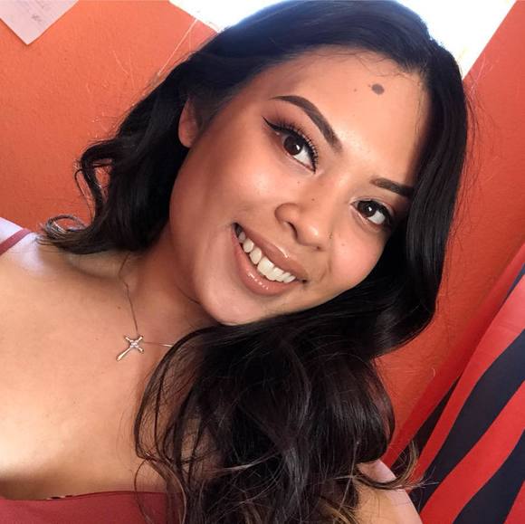 Profile Picture of Jerina Sunga (@sungajerina) on Poshmark