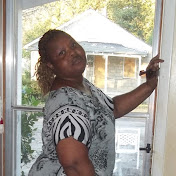 Profile Picture of Josey James (@MsQueenbee1969) on Youtube